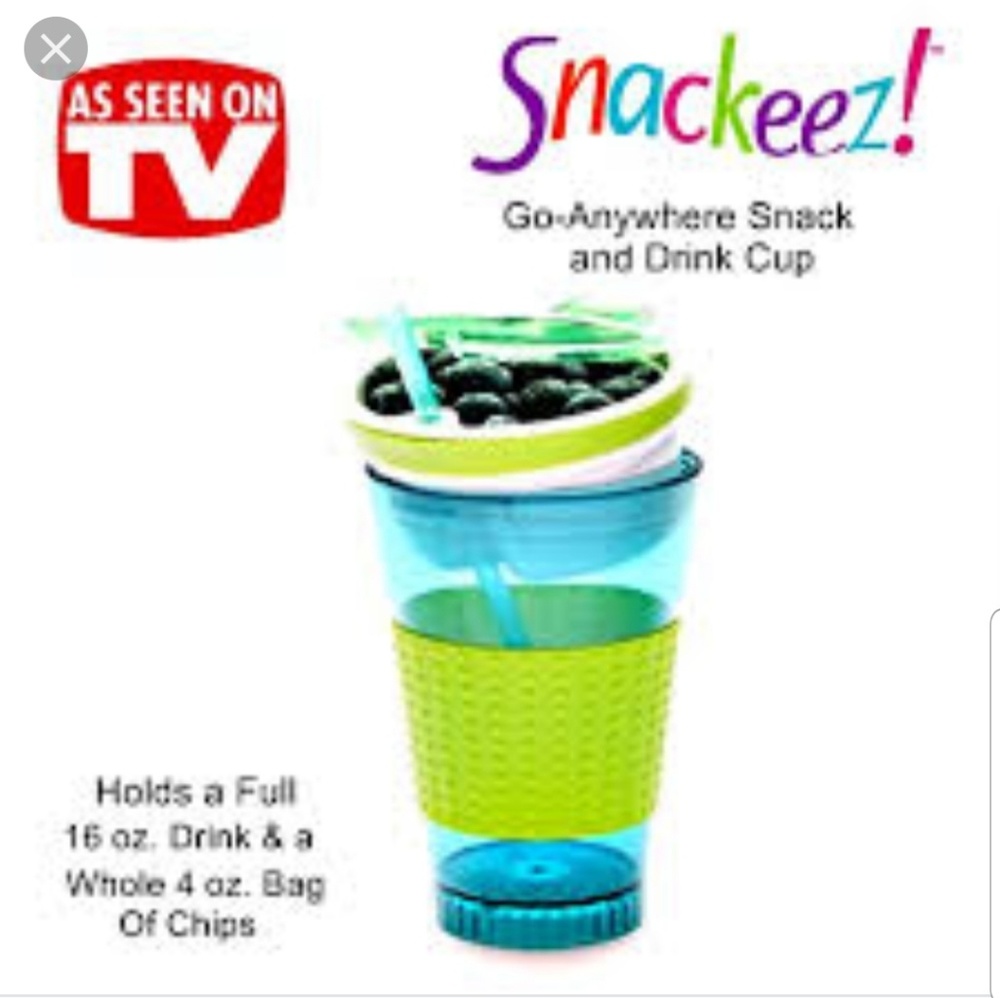 Snackeez Togo cup